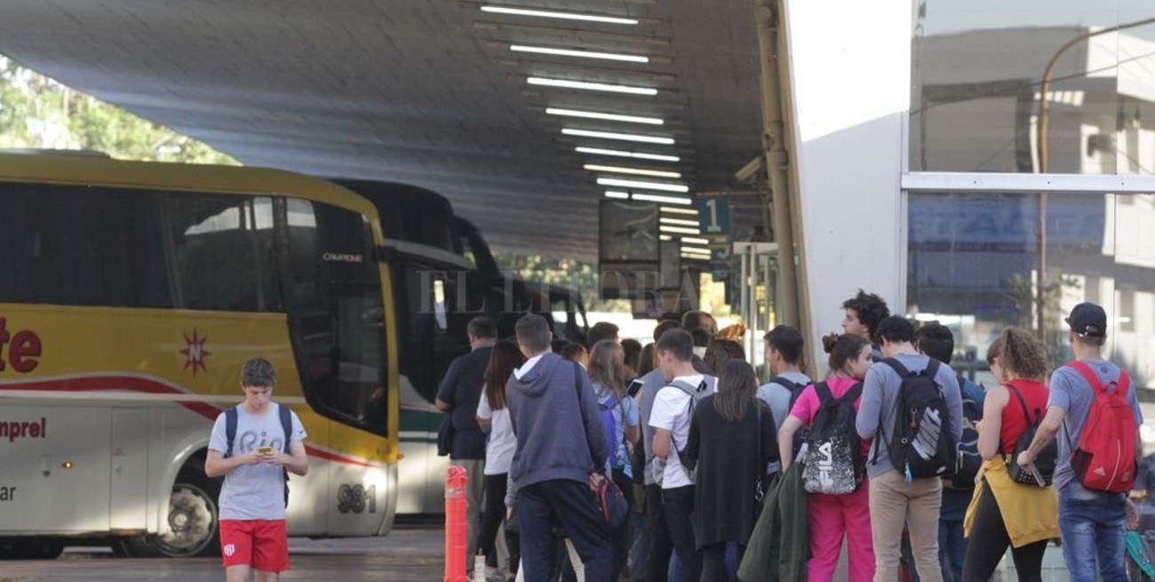 Paro de colectivos en Paraná: Fluviales no brinda servicio a Santa Fe