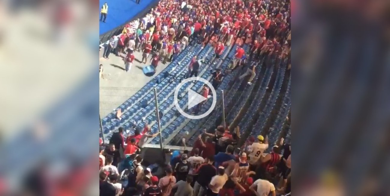 Incidentes entre los hinchas de Cerro Porteño y San Lorenzo