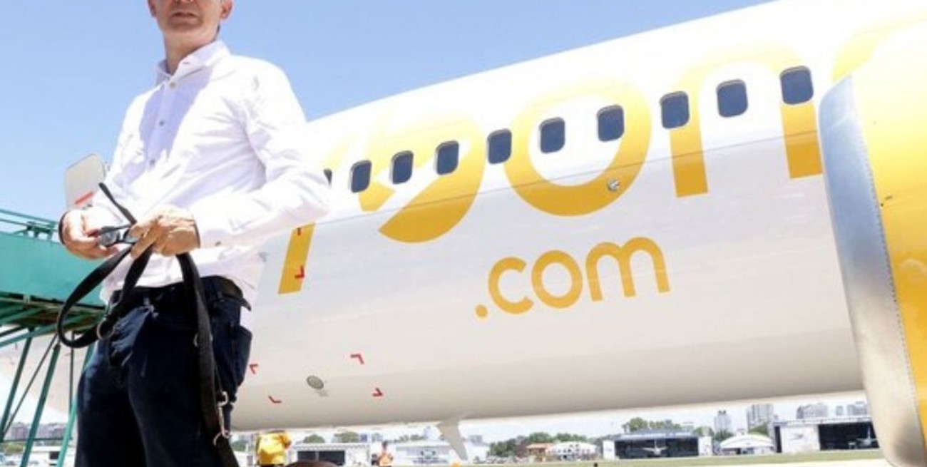 El socio fundador de la aerolínea Flybondi se va del país 