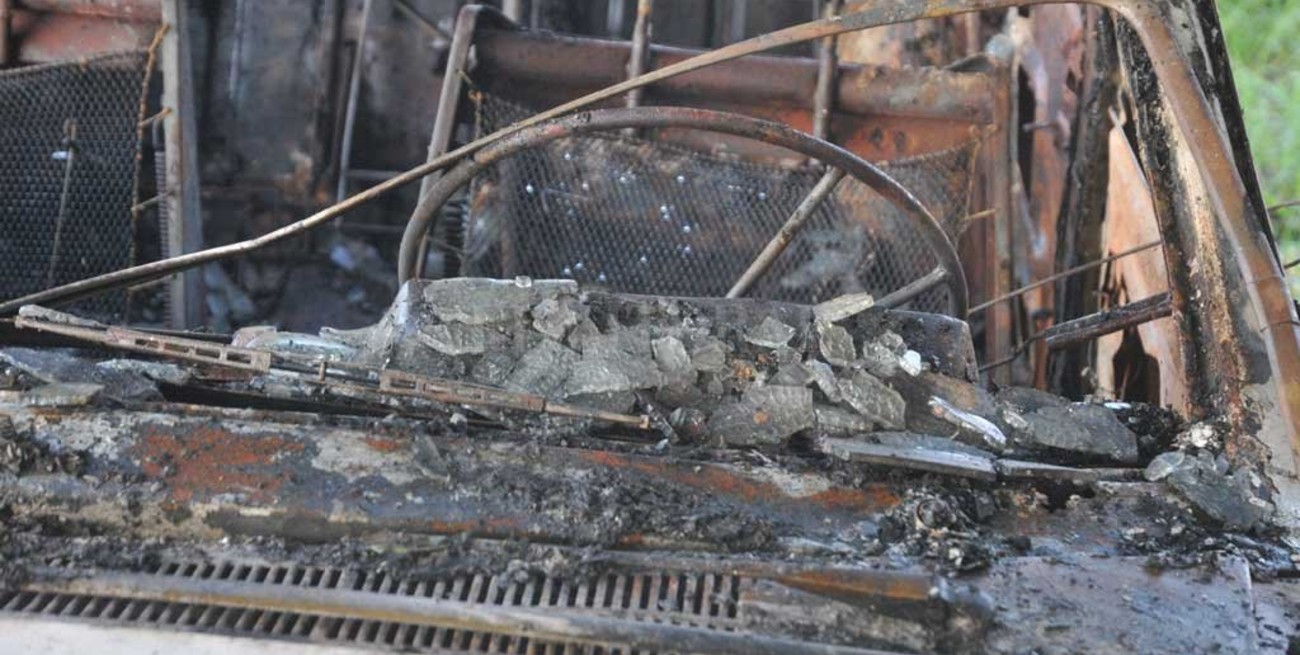 Cuarto auto quemado en cuatro días en la ciudad