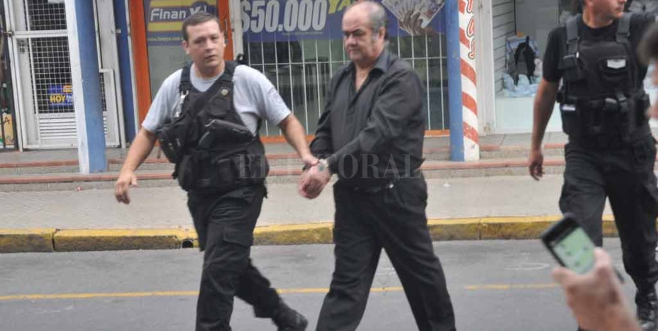 Narcocumbia: de cobrar un plan  social a comprar casas y autos