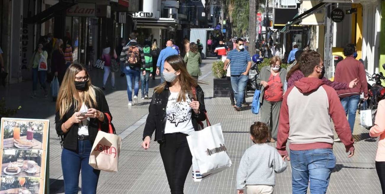 Coronavirus: ¿por qué la ciudad de Santa Fe no retrocede de fase?