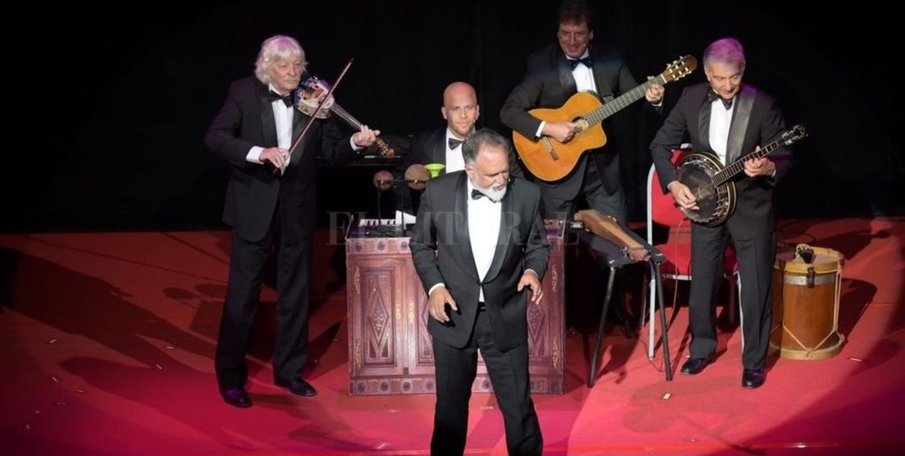 Corín Tellado, Les Luthiers y el desván