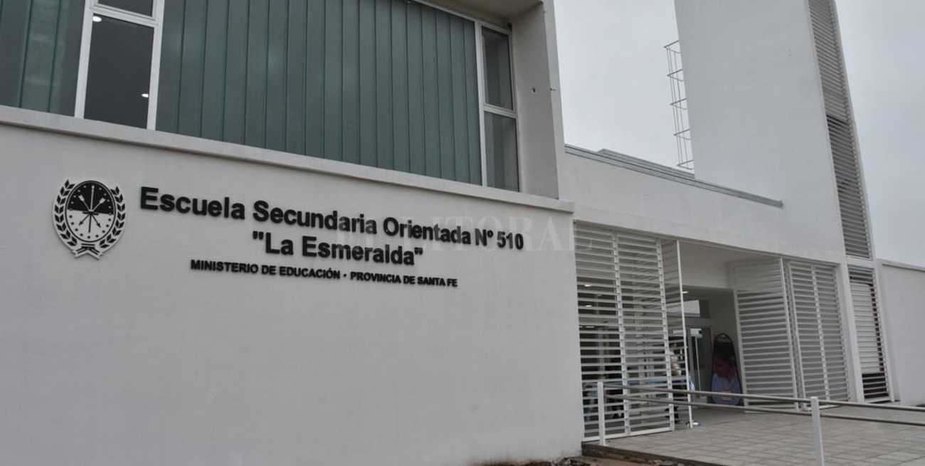 Nueva escuela para el  barrio La Esmeralda 