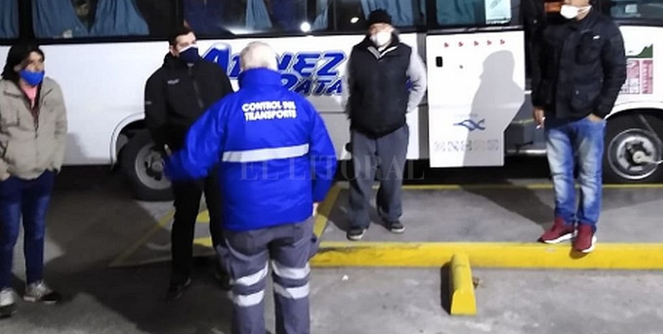 Detuvieron una "coronacombi" con correntinos en Mar del Plata