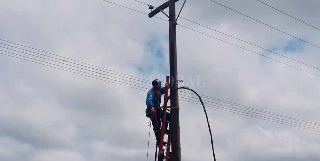 La EPE trabaja para recuperar 15 distribuidores de media tensión