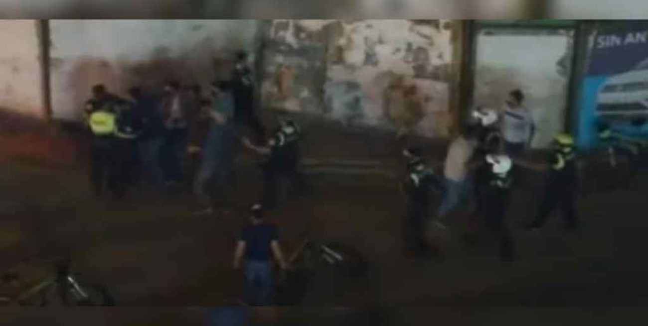 Tucumán: la Policía enfrentó a golpes a ruralistas que piden que se flexibilice la circulación interprovincial 