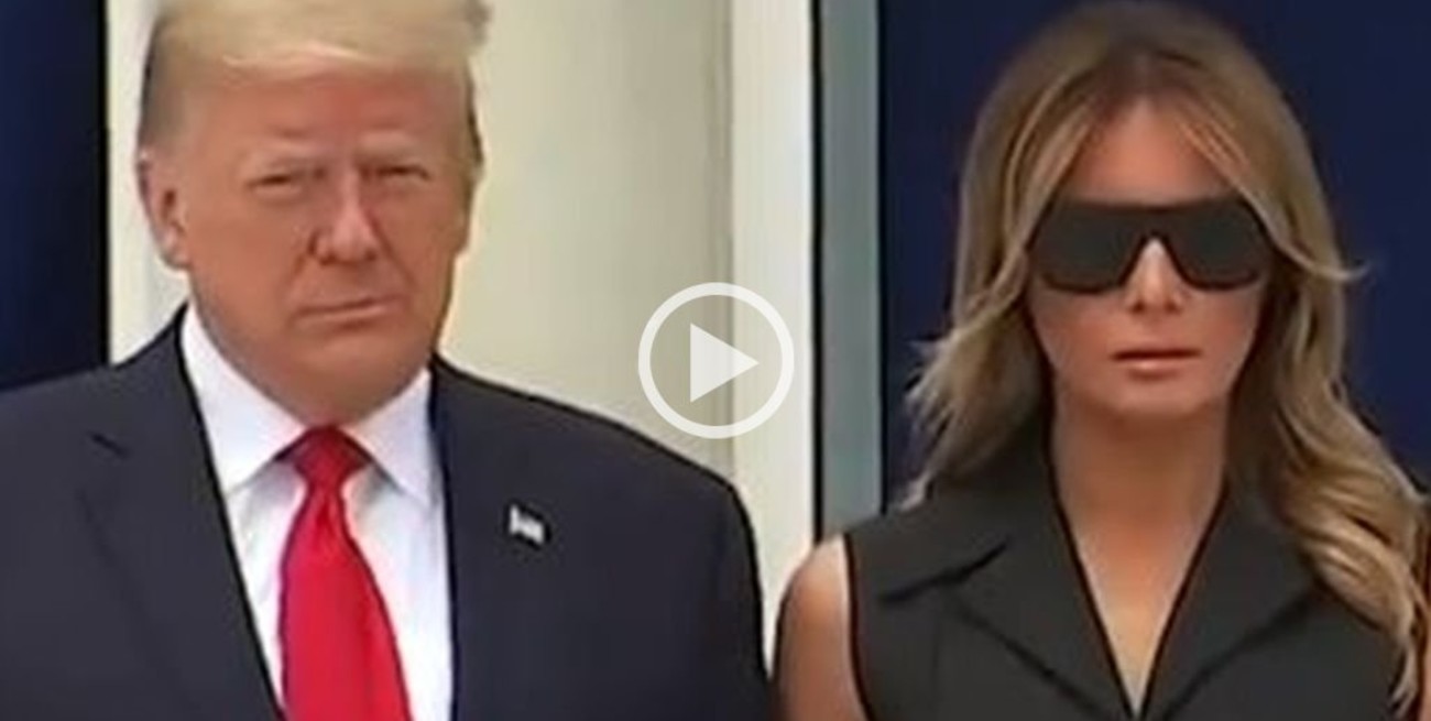 El incómodo gesto de Melania Trump que le da la vuelta al mundo