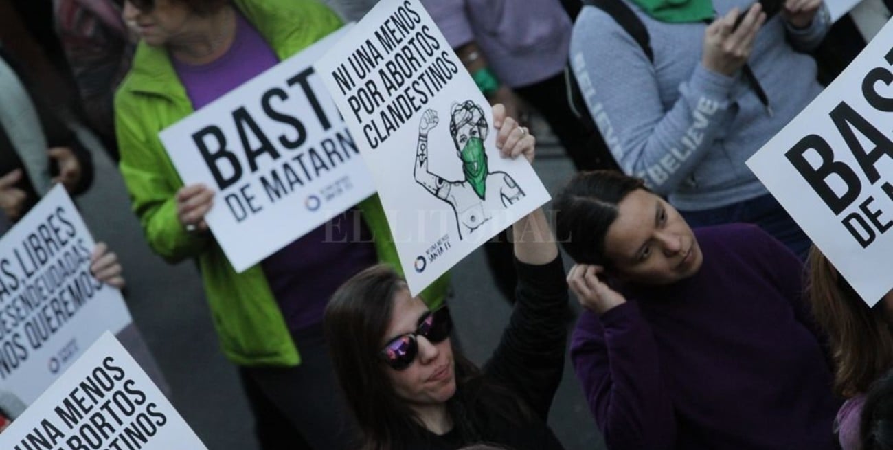 Por las redes y con carteles, llaman a reclamar Ni una Menos