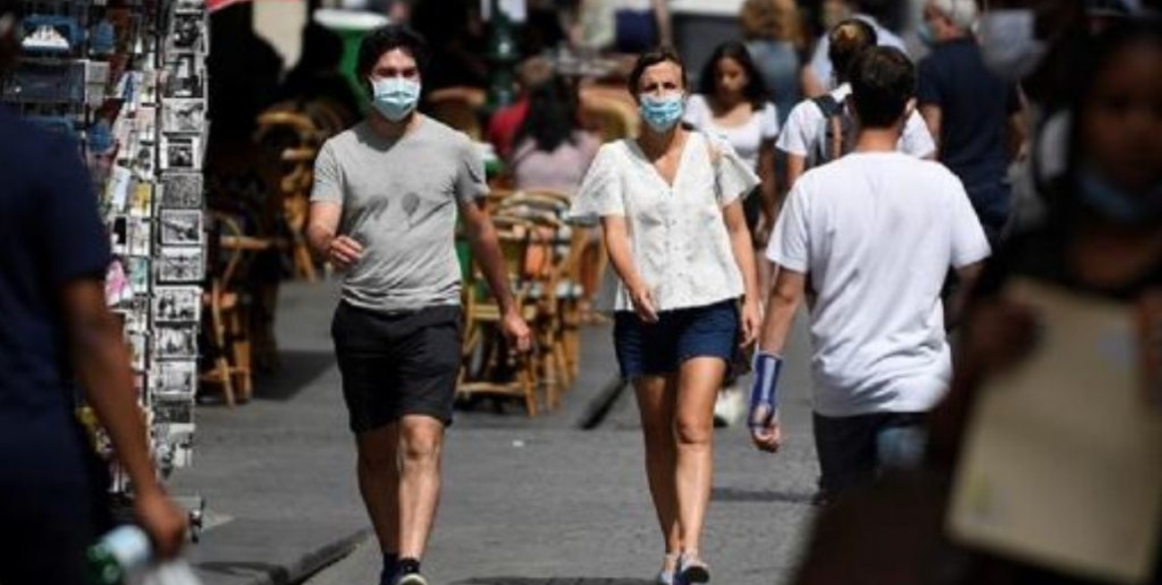 Francia marca un nuevo récord de casos de coronavirus