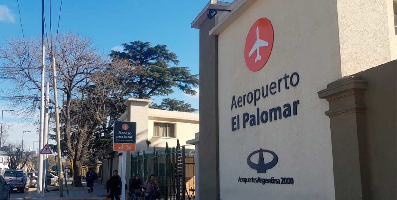 Analizan el cierre del aeropuerto El Palomar