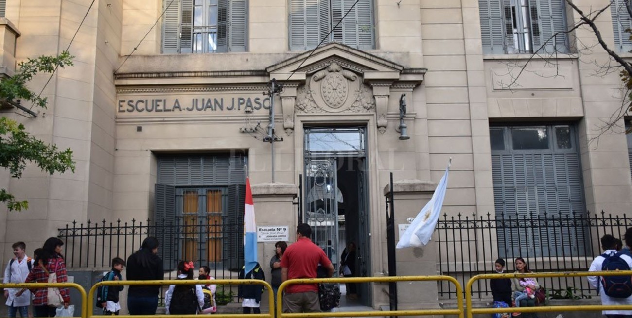 Trotta afirmó que las clases podrían volver en agosto