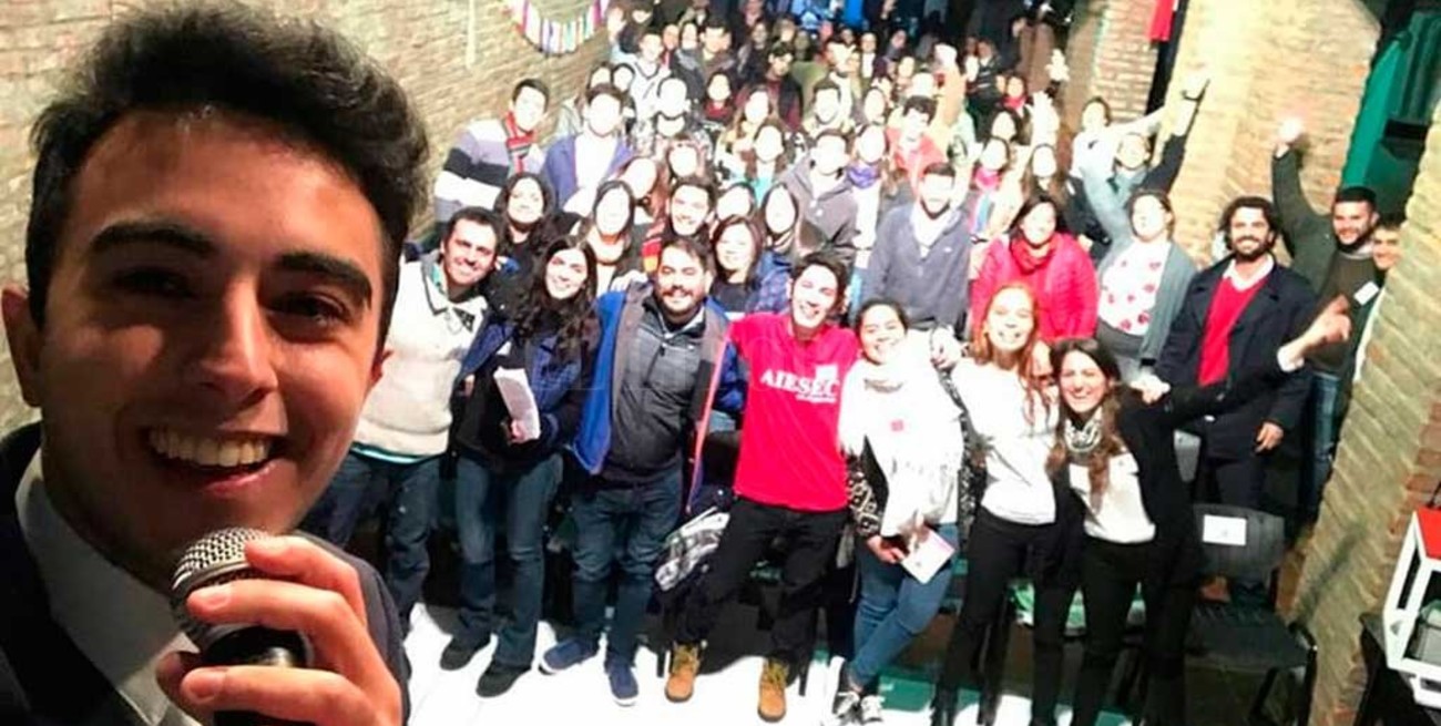 Dar todo por el otro: cómo trabajan los voluntarios sociales en la ciudad