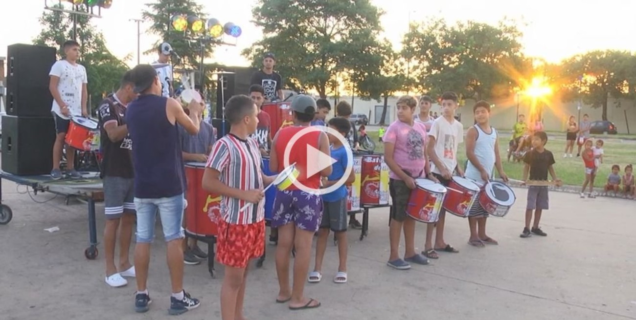 "29 de Abril": Memoria y ritmo en la comparsa de Barranquitas Oeste