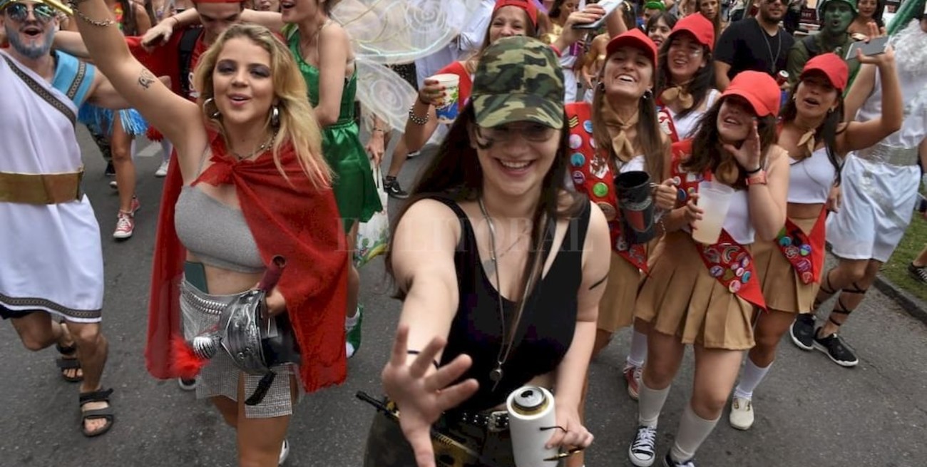 Los estudiantes de medicina realizaron la tradicional "cruzada"