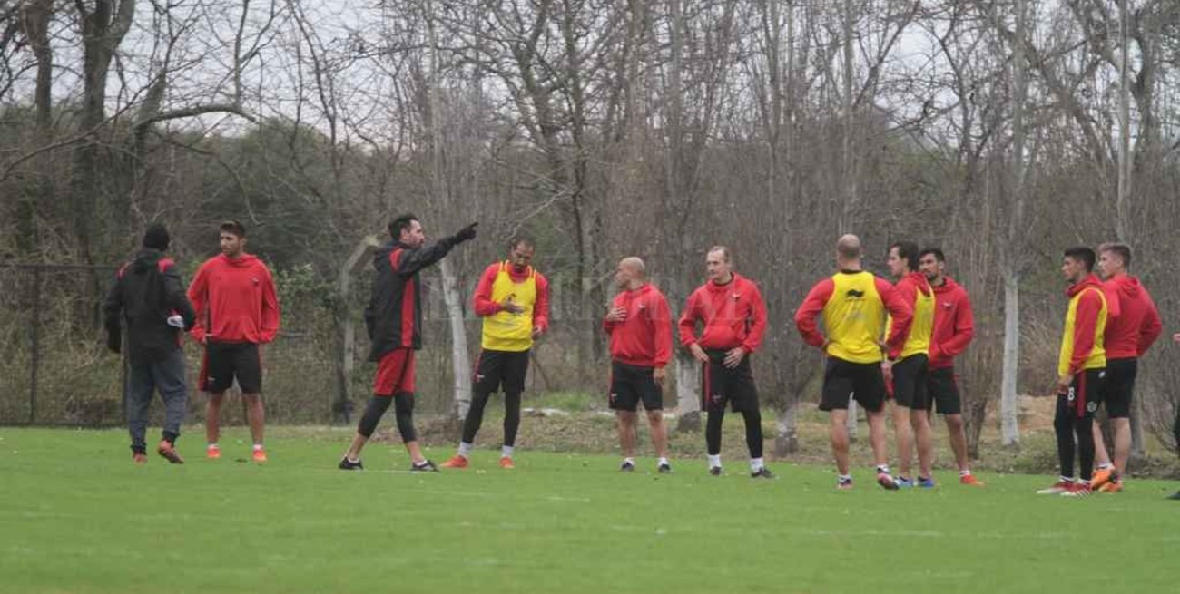 Colón jugará su primer ensayo pero en una competencia oficial