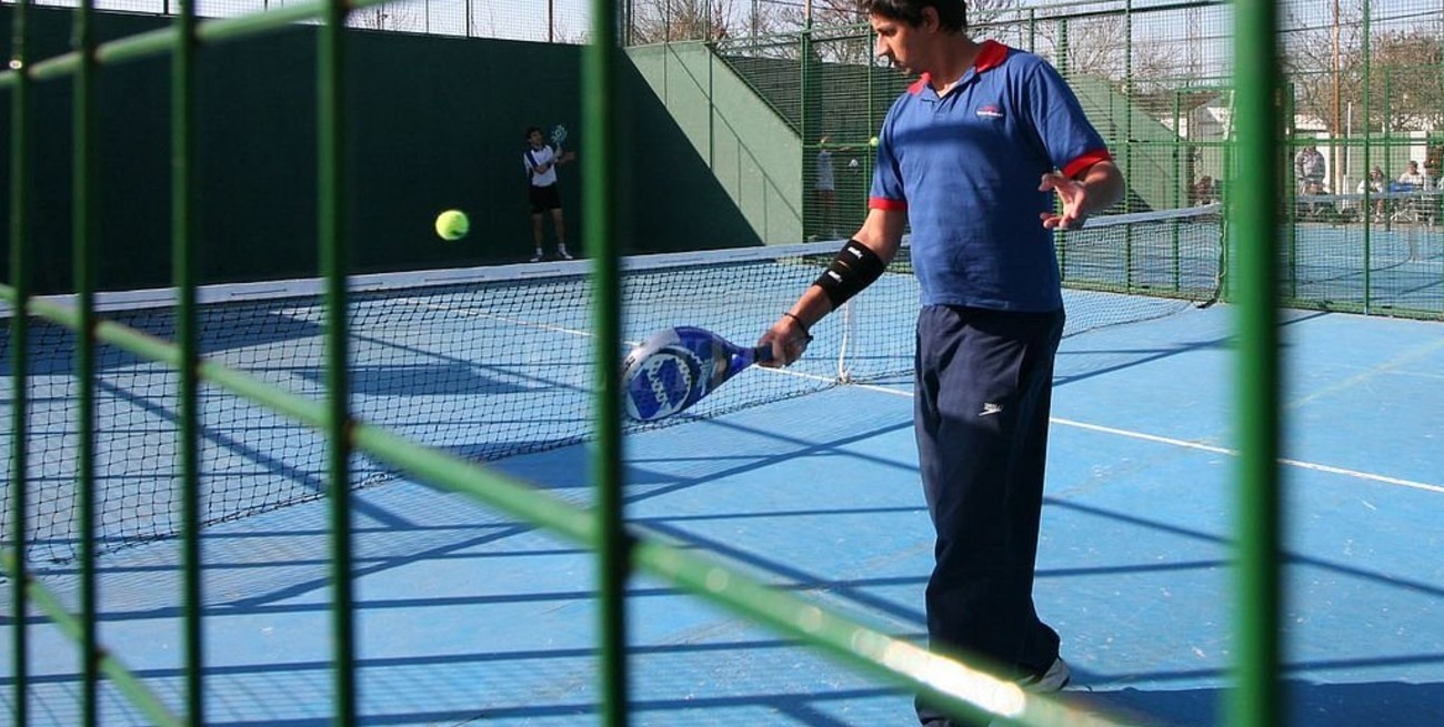 El pádel puede ser unos de los primeros deportes en volver a la actividad