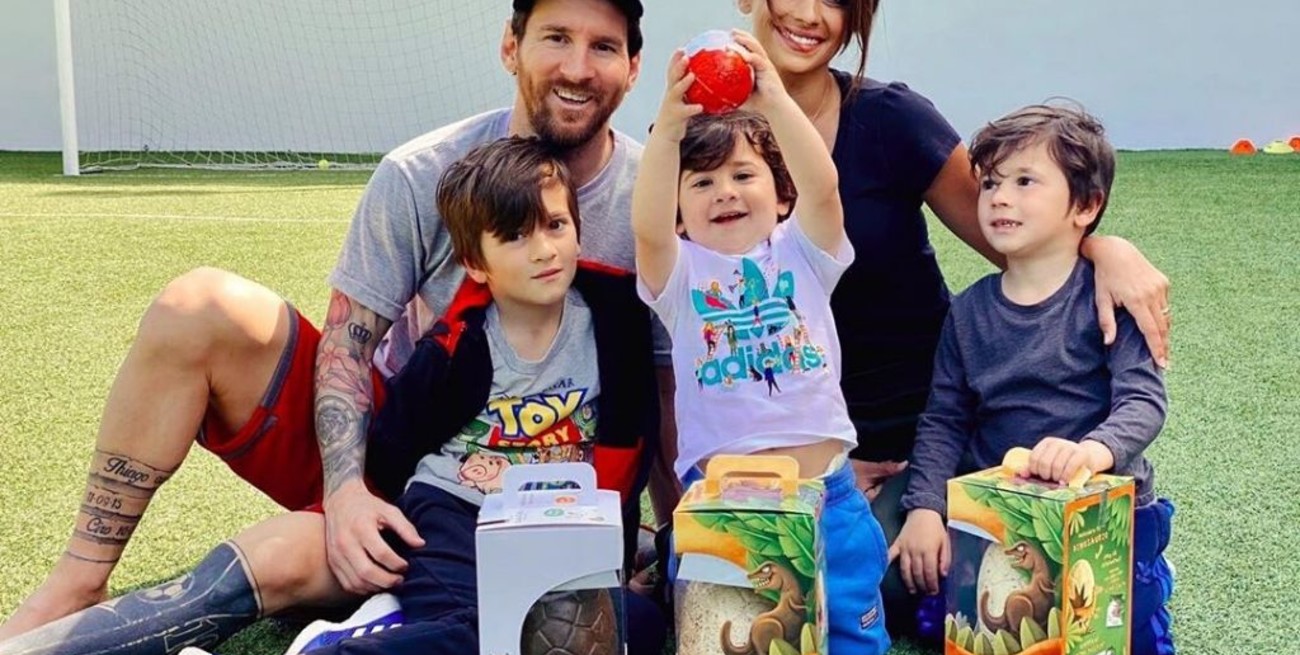 Chocolates y dinosaurios: La Pascua de Messi y su familia