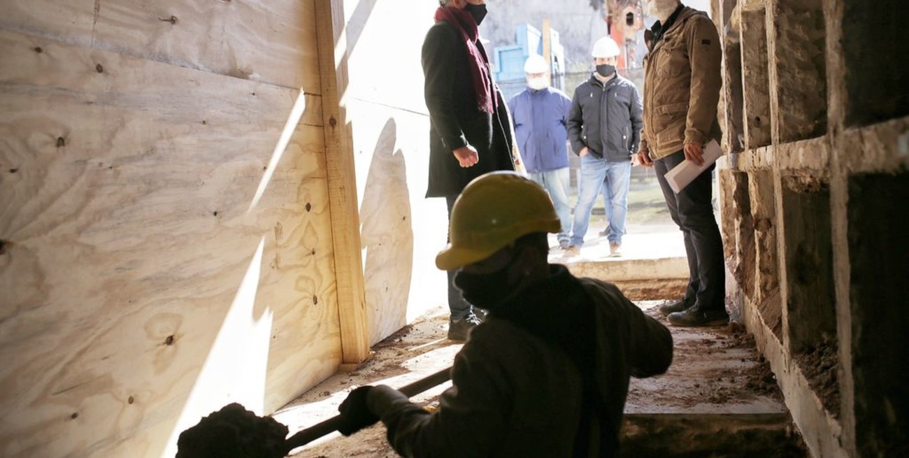 Comenzaron las demoliciones en el Cementerio Municipal