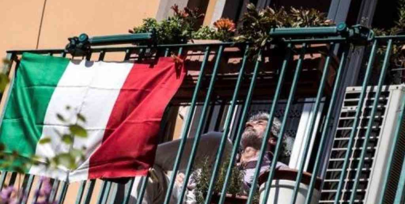 Italia estrena el toque de queda nocturno a nivel nacional y reconoce una situación "grave"