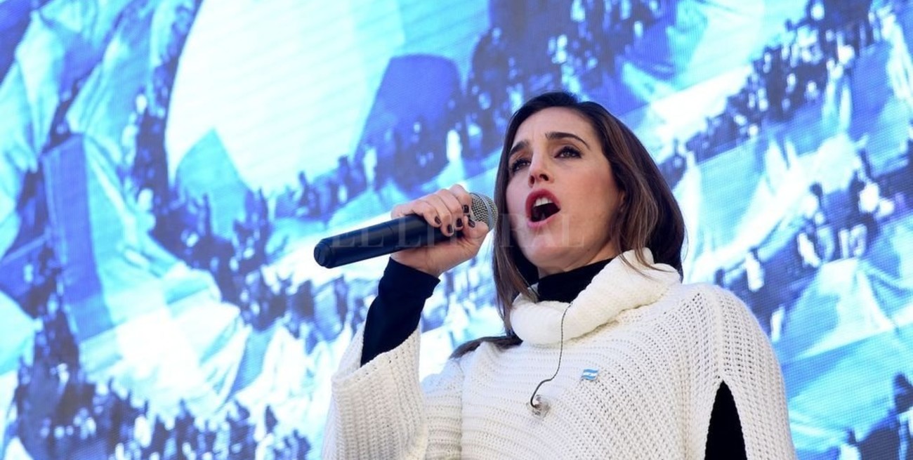 Soledad Pastorutti presenta un recital interactivo