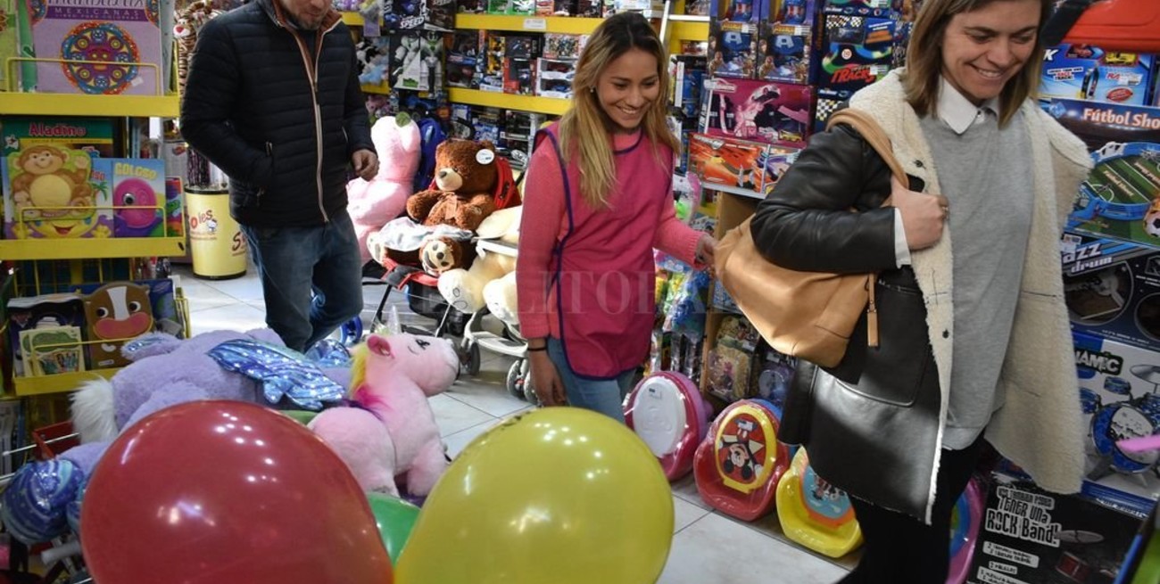En vísperas del día del niño, las jugueterías mantienen sus precios