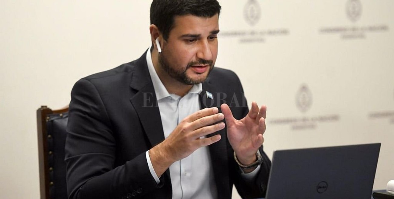 Marcos Cleri: "La democracia es responsabilidad de todos y todas"