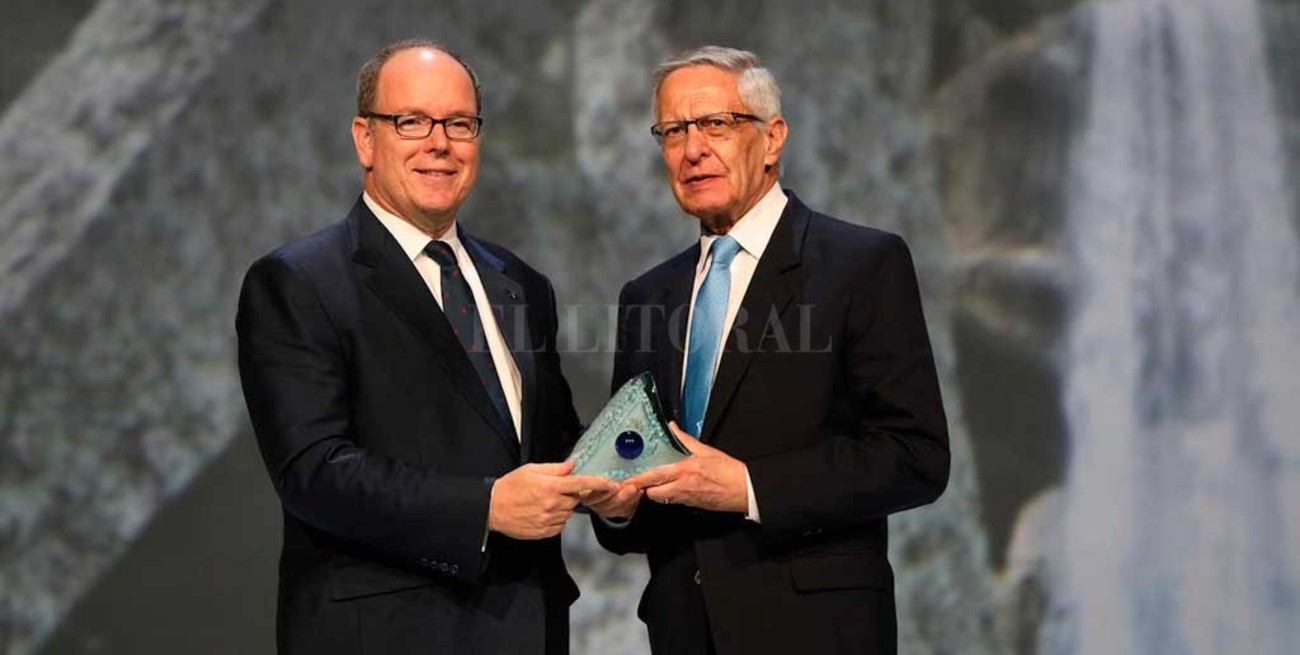 Víctor Pochat, docente de la UNL, recibió el premio "Agua 2018"