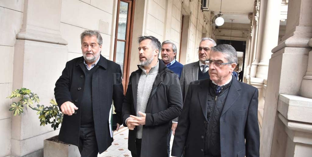 "No queremos una cogestión en  la provincia", advirtió Busatto