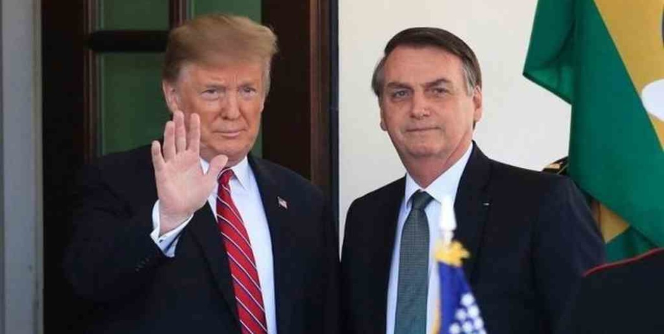 Trump habló con Bolsonaro luego de amenazar con cerrar EEUU para vuelos brasileños