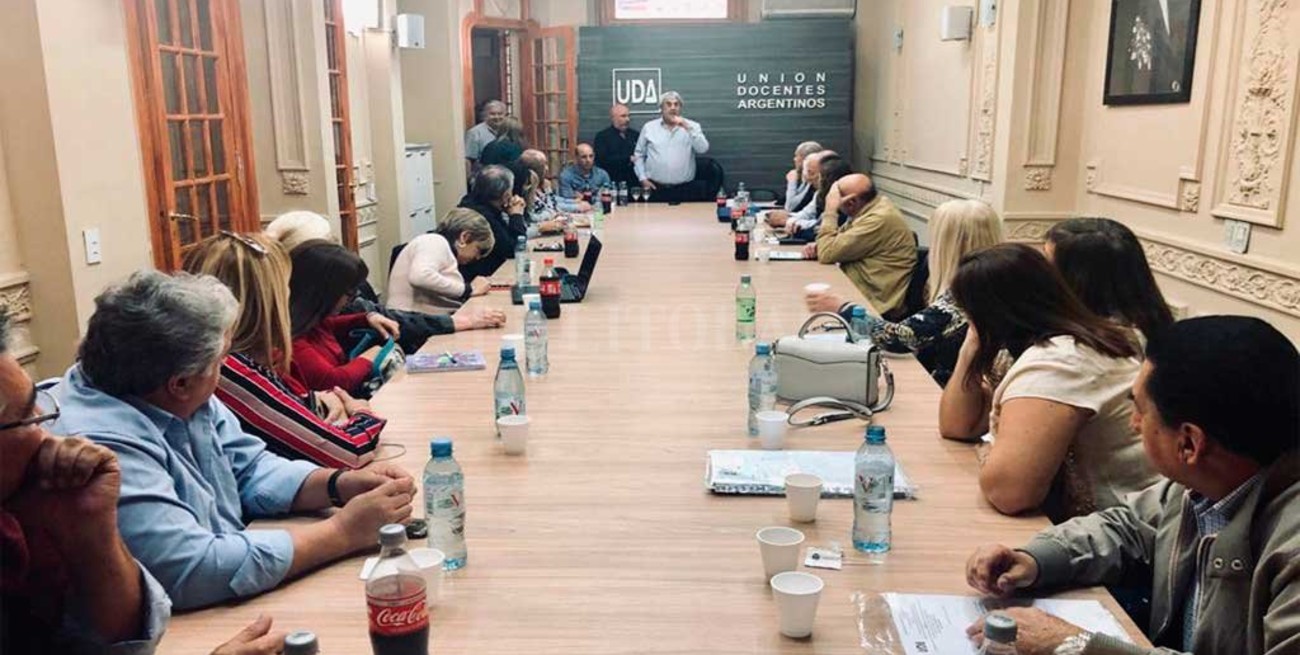 UDA pide al gobierno nacional que declare la emergencia educativa, nutricional y alimentaria