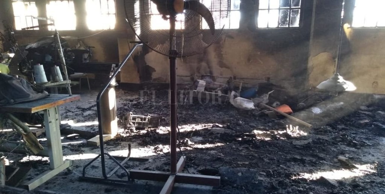 Continúa la limpieza de los talleres del IAPIP tras el motín de la Cárcel de Coronda