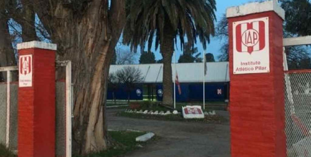 Un funcionario de Tigre y otras 15 personas fueron demoradas por jugar al pádel en plena cuarentena  