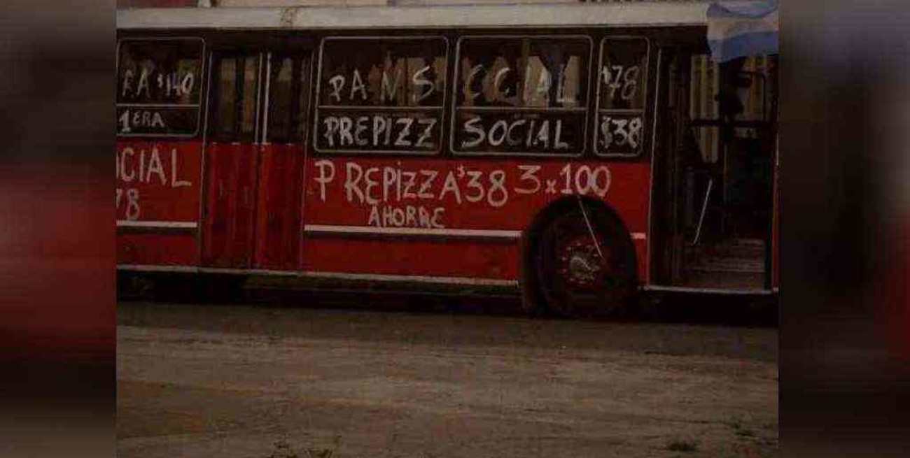 Por la crisis del coronavirus, reacondicionó un colectivo para funcionar como "panadería rodante"