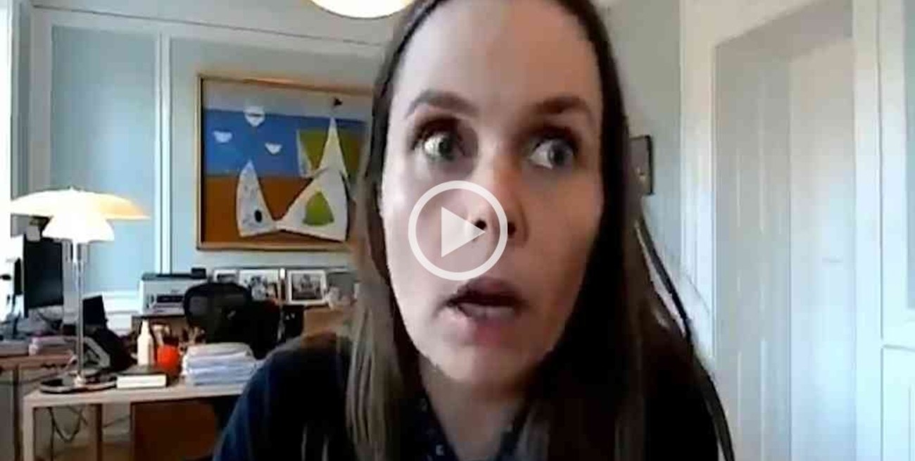 Islandia: un terremoto sorprendió a la primera ministra en una entrevista en vivo
