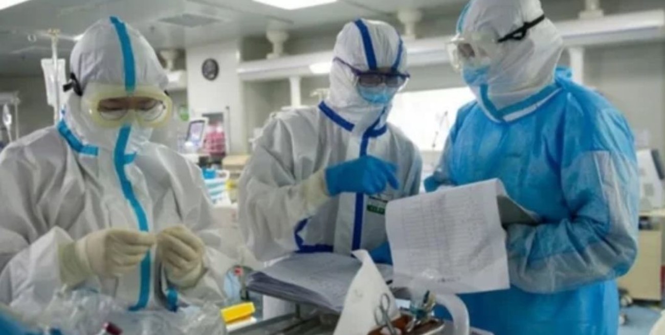 La OMS afirma que el mundo demoró en responder a la emergencia lanzada por el coronavirus