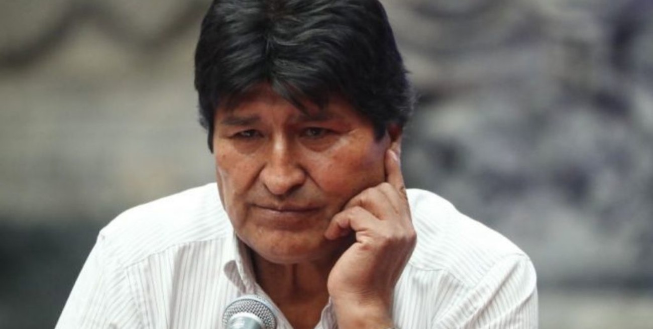 El Gobierno boliviano sumó otra denuncia contra Evo Morales, ahora por "instigar protestas"