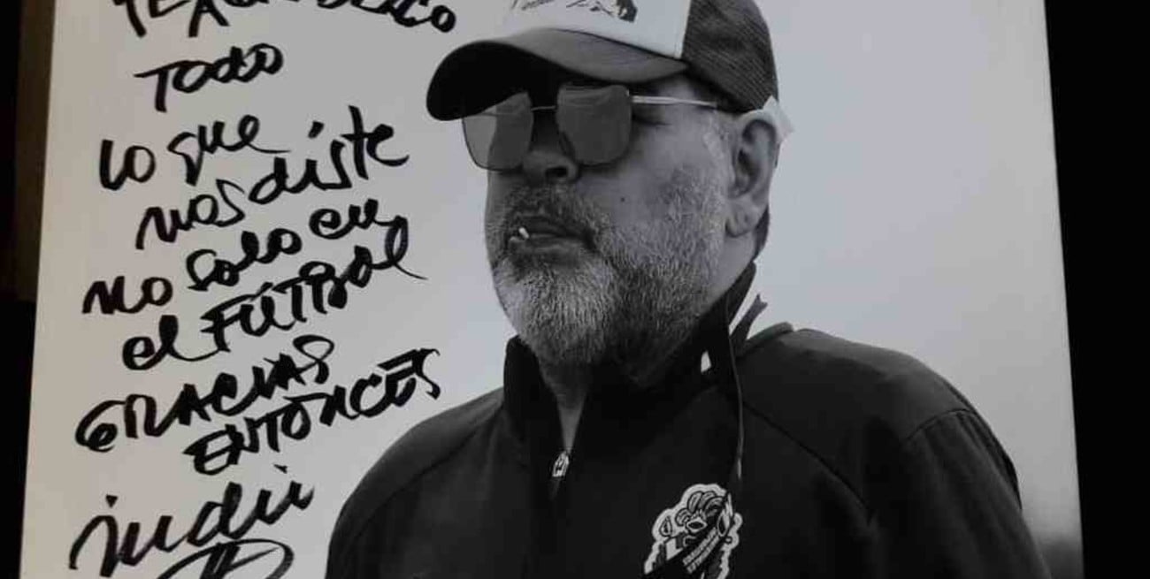 El especial regalo del Indio Solari a Diego Maradona
