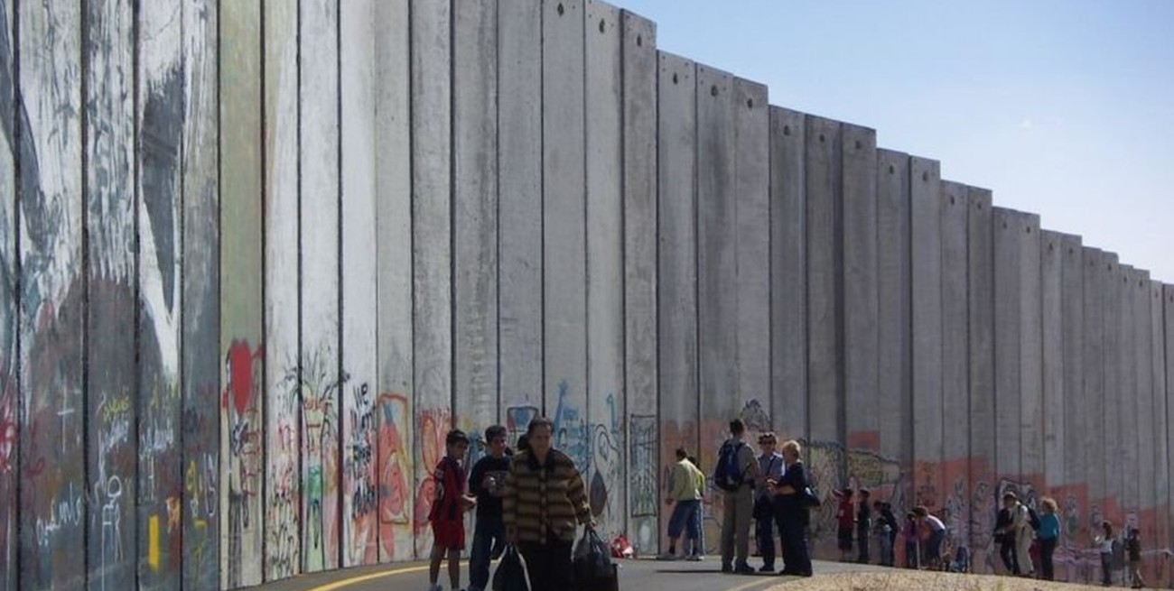 Israel reabrió su único paso fronterizo para personas en Gaza 