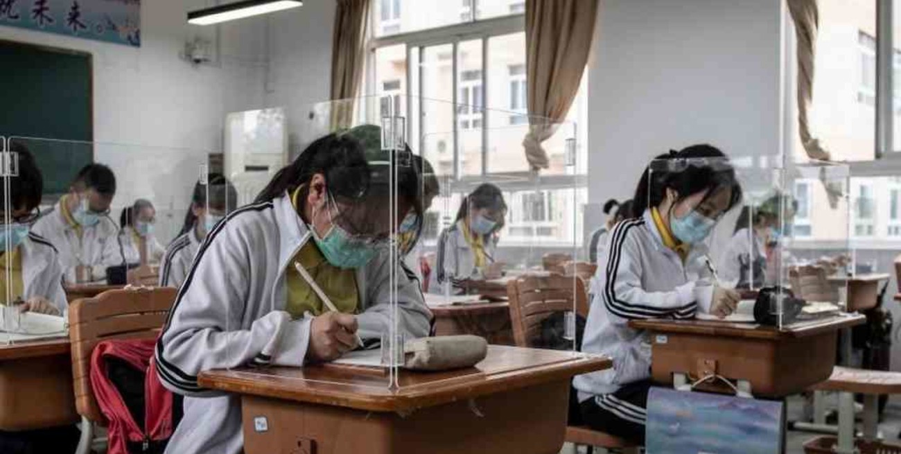 China: más alumnos regresaron a clases presenciales de cara al inicio del ciclo lectivo