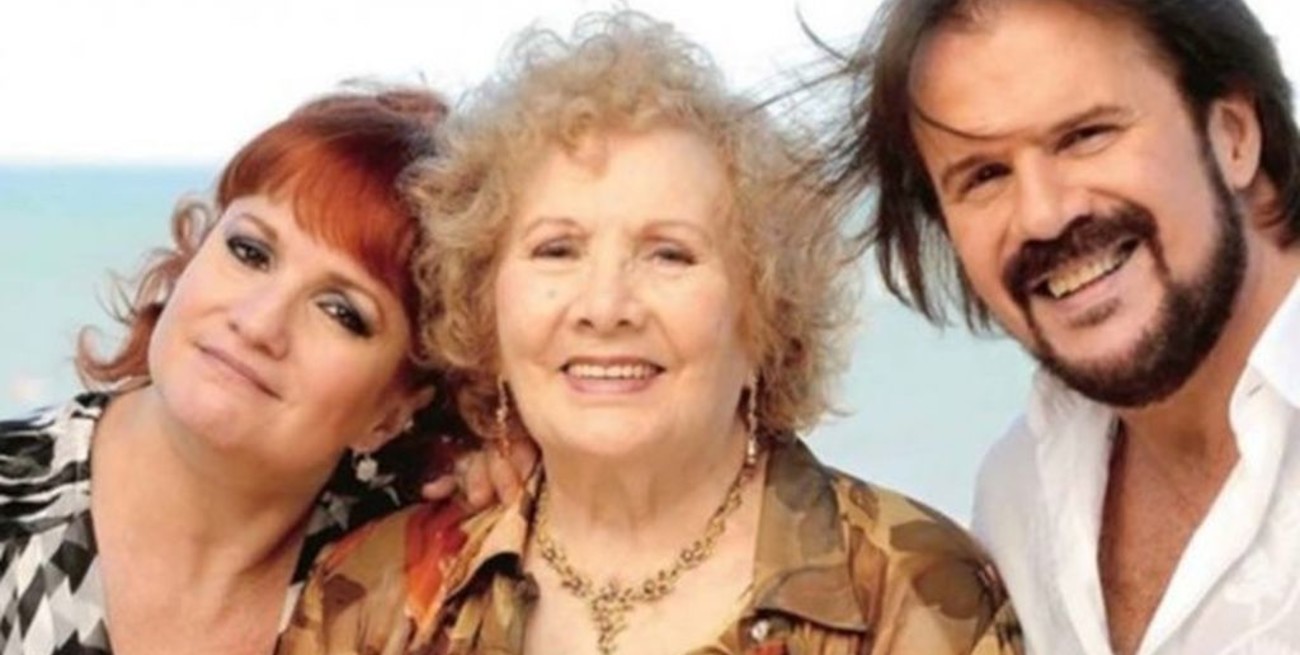 Falleció la madre de los hermanos Pimpinela