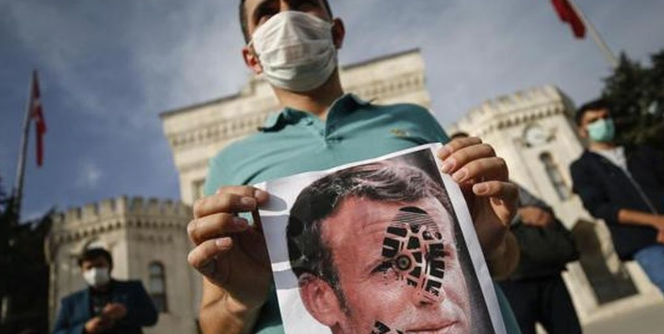 Erdogán pidió a los turcos no comprar productos de marcas francesas