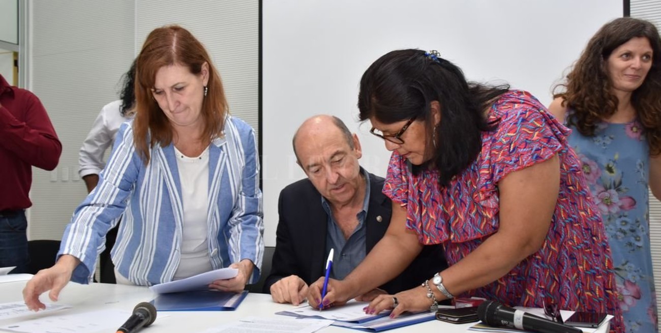 Adecuan los servicios en salud a las necesidades de los pueblos originarios