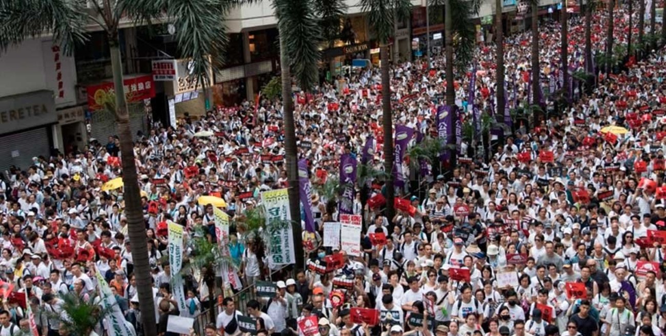 Las protestas causaron en Hong Kong la mayor caída de turistas