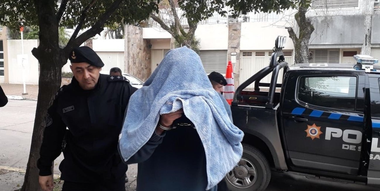 Quedó en prisión el comisario que abusó de una amiga de su hija