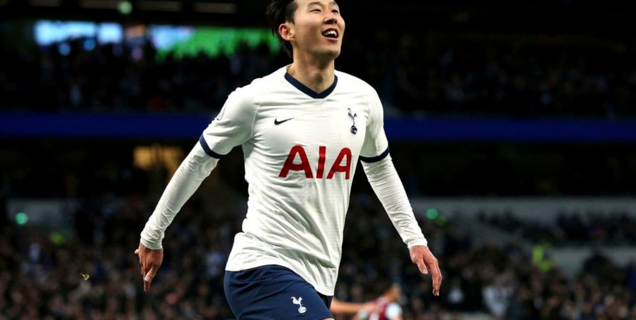 El futbolista Son empezó el servicio militar obligatorio en Corea del Sur