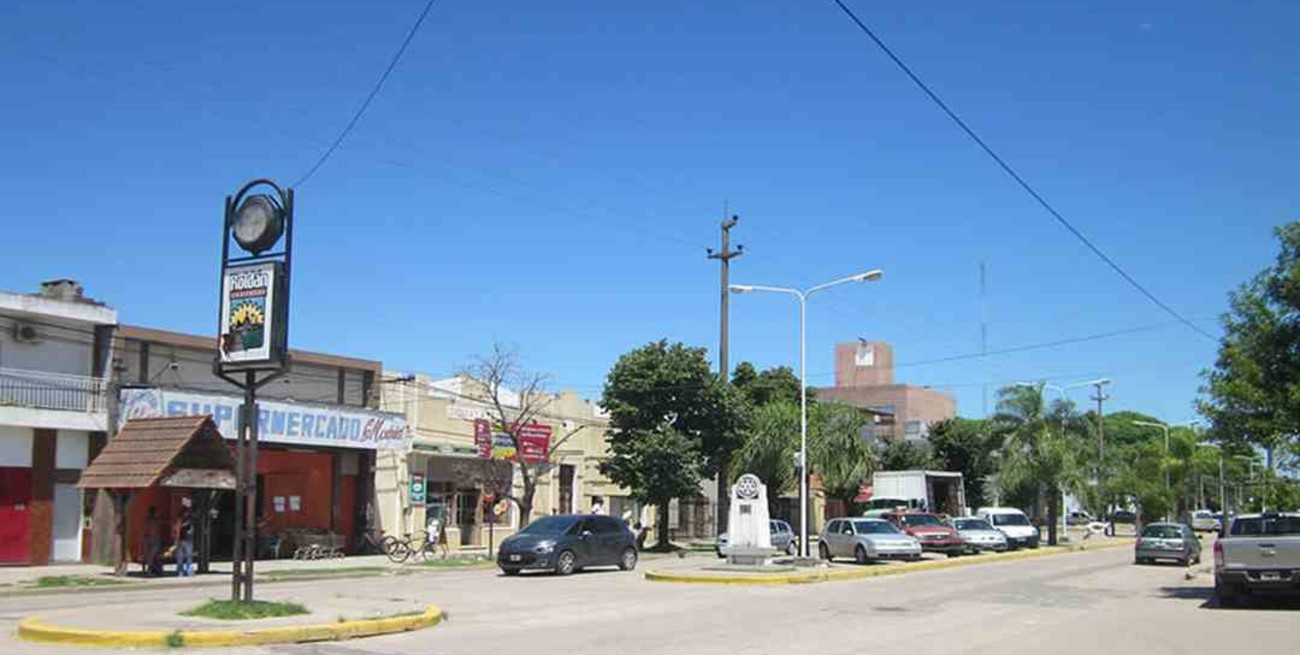 Encontró dinero, lo devolvió y donó la recompensa a un merendero