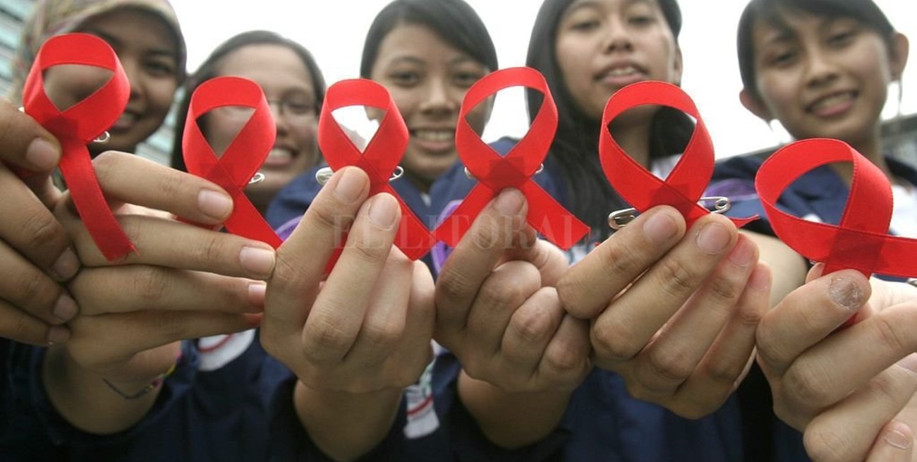 Cada tres minutos una niña se infecta con VIH
