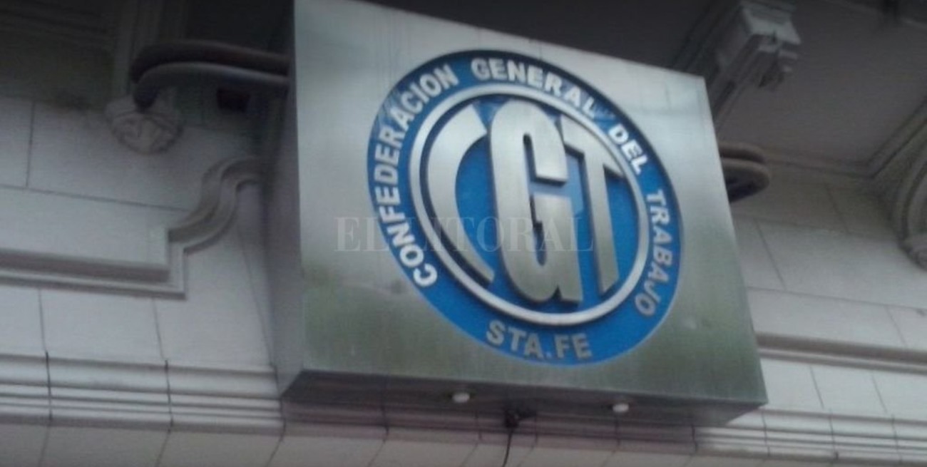 Una mesa "ampliada" de la CGT tratará el jueves varios temas y su próxima conducción