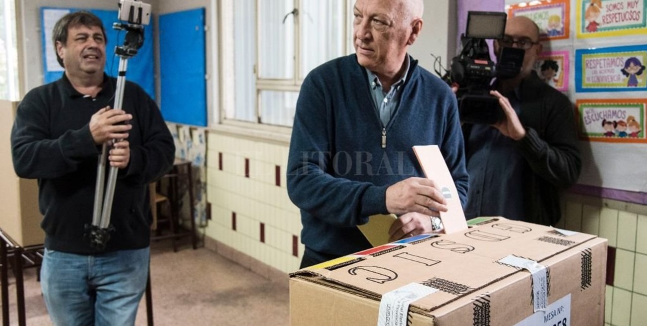 Fotos: Así votaron los candidatos